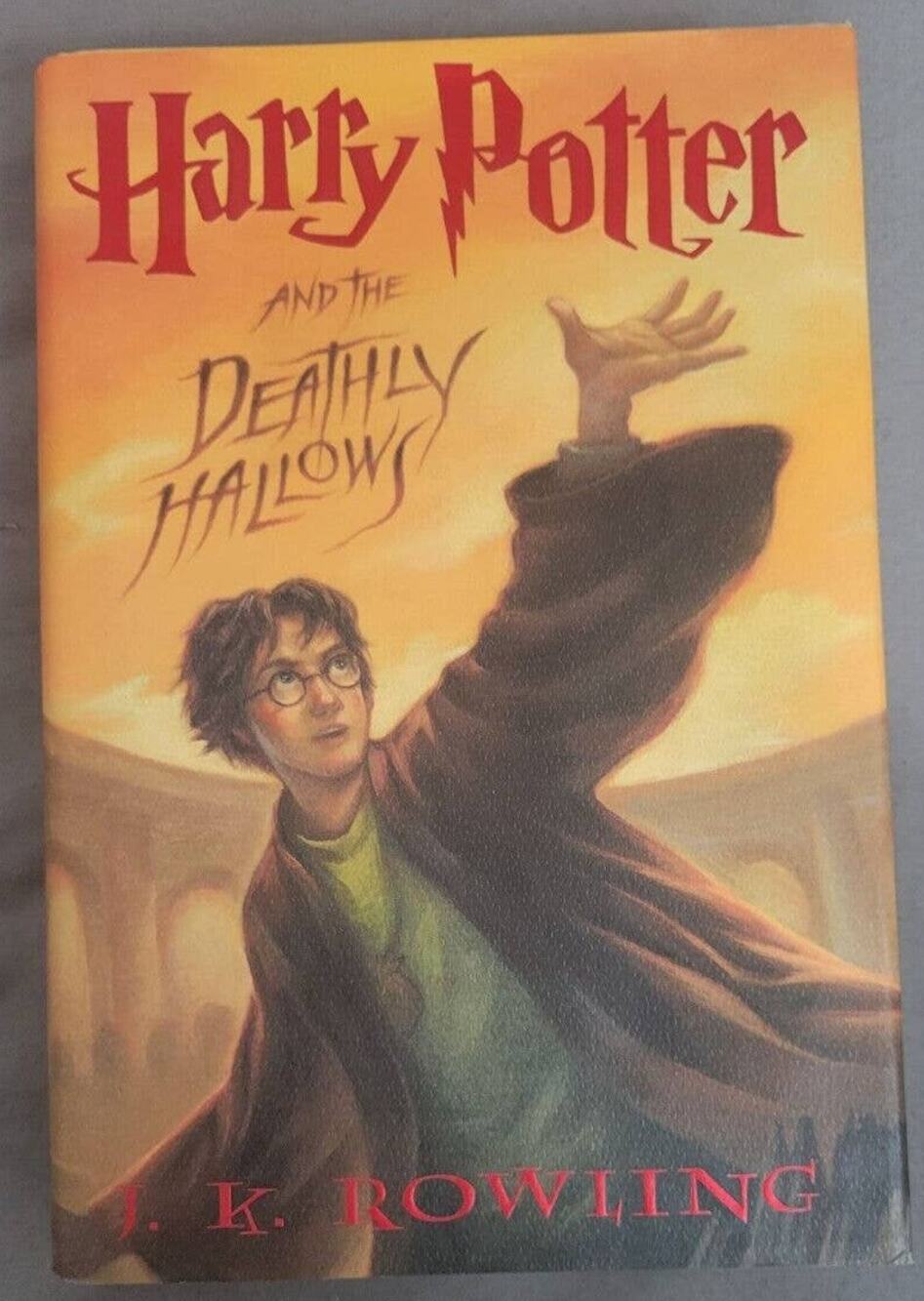 Harry Potter and the Deathly Hallows J. K. Rowling Book Hardback First Edition
